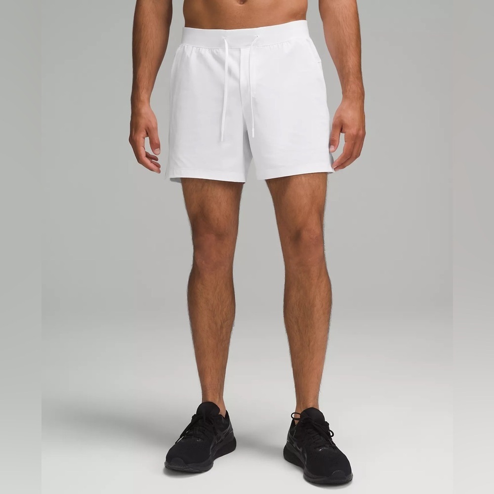 Lululemon Zeroed In Linerless Short 5" - White, Size XXL